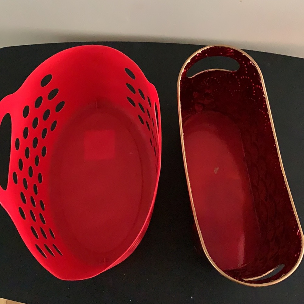 Two small baskets - Picture 2 of 4